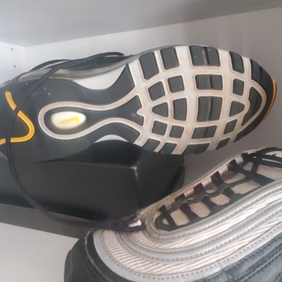 COPY - Shoes - Picture 4 of 4